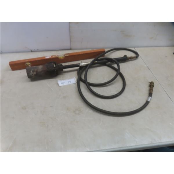 Tiger Torch and Wood 24" Level