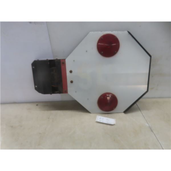 Large School Bus Stop Sign – Overall Size 26" x 18"