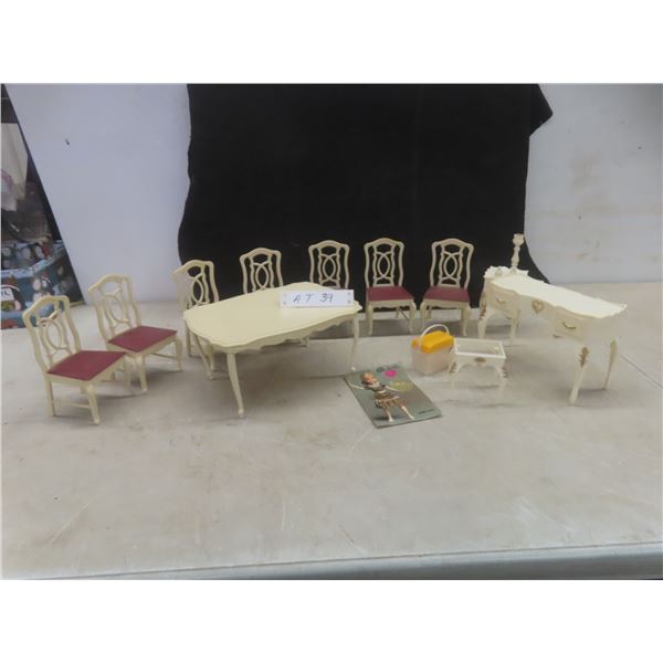 Cindy 1973 House Furniture