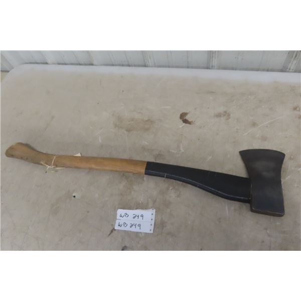 Vintage Hulks Bruk Sweden Axe – Embossed "HB Made in Sweden" – 10/2, 1/4"