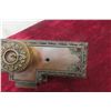 Image 4 : Mid-1800s Victorian Era Ornate Brass Door Knobs and Back Plates with Mortise Lock and Deadbolt – 10
