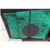 Image 4 : 1960s Monte Carlo Roulette Game – 12 Dice, Chips, 6 Horses, Cards and Chip in Case