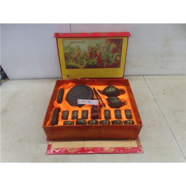 Traditional Chinese Gongfu Tea Set – Made from Yixing Purple Clay