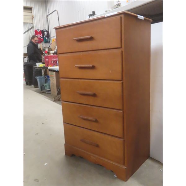 Dresser with 5 Drawers – 45" x 26½" x 16½"