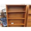 Image 3 : 2 Bookcases: 4 & 5 Shelf – 72" x 32¼" x 11½" and 72" x 28¼" x 11½" – Some Shelf Clips Missing