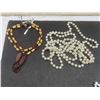 Image 2 : Fashion Jewelry: Beads, Bracelets, Pins and Pendants