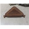Image 11 : 4 Vintage Standing Lamp Bases, Assortment of Window Hinged Closures