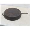 Image 3 : 15" Cast Iron Frying Pan