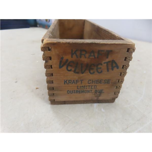 Batman and Superman 1977 Cape Toppers, 4 Pez Dispensers and Velveeta Wood Box