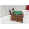 Image 2 : Victor Table Top Gramophone