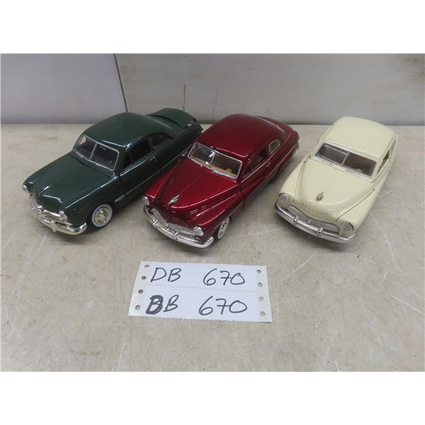 3 × 1/24 Scale Die-Cast — '49 Ford and 2 × '49 Mercury
