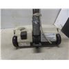 Image 12 : Electrolux Central Vac — Canister, Hose, Floor Wand and Power Bar, 11.5 Amps