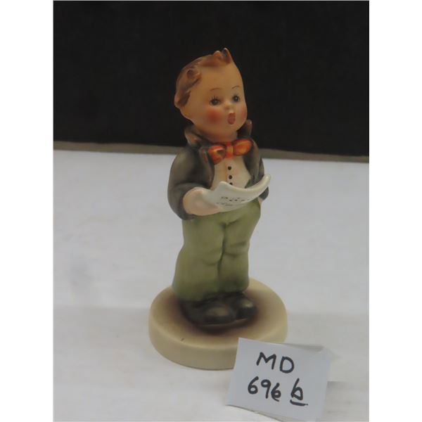 Hummel Goebel Figurine "The Soloist", 4½" Tall