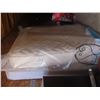 Image 1 : Queen Size Box Spring and Mattress