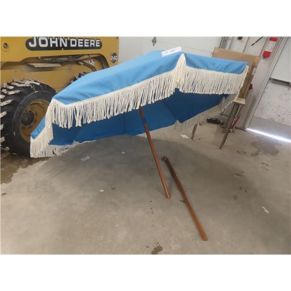 Patio Umbrella, Approx. 5-Foot Diameter