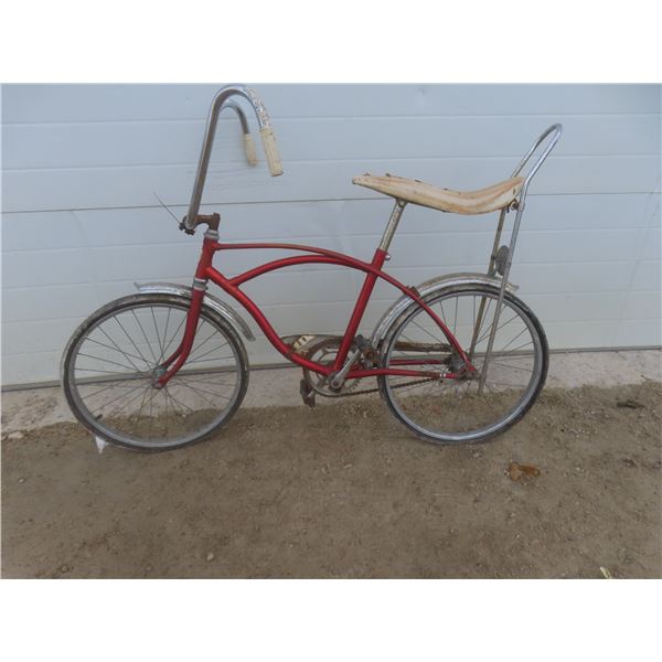 Boys Bicycle with High-Rise Handlebars and Banana Seat, 20"