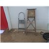 Image 1 : Step Stool and Wooden 3-Foot Step Ladder
