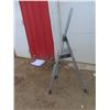 Image 2 : Step Stool and Wooden 3-Foot Step Ladder