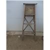 Image 4 : Step Stool and Wooden 3-Foot Step Ladder