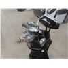 Image 6 : 12 AccuBar Golf Clubs with Bag — Right Hand