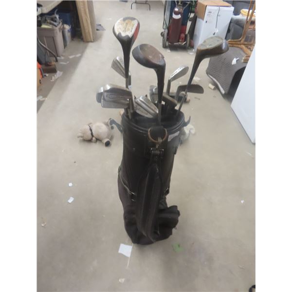 12 Spalding Golf Clubs with Bag — Right Handed