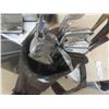 Image 3 : 19 Right-Handed Golf Clubs — Mixed Brands, Mostly Spalding, with Bag