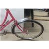 Image 2 : 1930s Eaton's Glider Pedal Bike – Restored, Ready to Ride, 28"