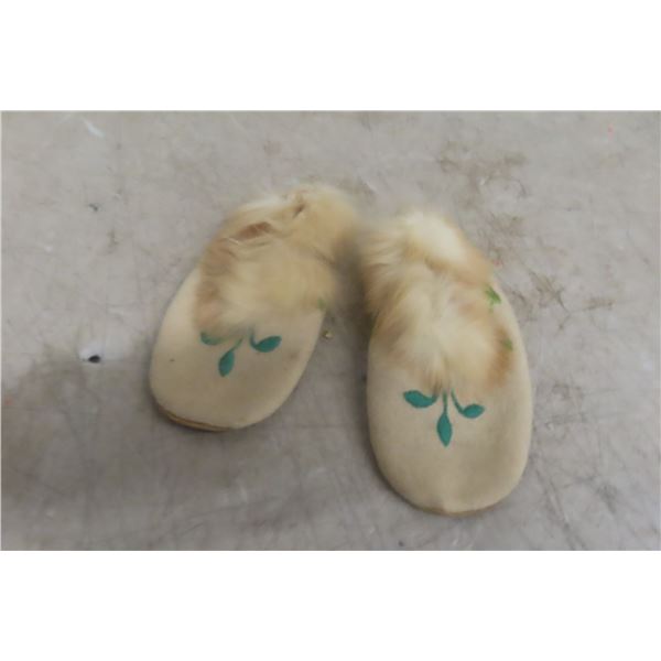 Youth Moccasins