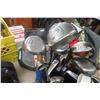 Image 3 : 18 TaylorMade Golf Clubs with Bag– Good Set