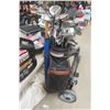 Image 7 : 18 TaylorMade Golf Clubs with Bag– Good Set