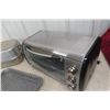 Image 3 : Convection Toaster Oven, Roaster and Cake Pan with Cooling Rack