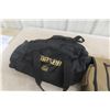 Image 5 : 3 Carry-On/Duffle Bags: Pan Am Gear, Maxwell +