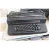 Image 2 : 2 IBM Electric Typewriters