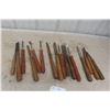 Image 1 : 16 Wood Lathe Carving Chisels