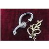 Image 7 : Nice Selection of Vintage Brooches 