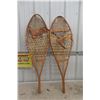 Image 1 : Set of Snowshoes 44'' x 13'' with Binders 