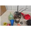 Image 3 : Funnels, Squirt Oil Cans, Oil Catch Pan