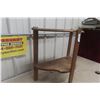 Image 4 : Antique Half Moon Stand 2-Tier 