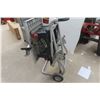Image 5 : Bosch 4000 Jobsite Table Saw with Portable Stand and Guide 