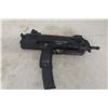 Image 6 : GBB MP7 Air Soft Tactical Style Gun with Case and Accessories 