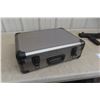 Image 8 : GBB MP7 Air Soft Tactical Style Gun with Case and Accessories 