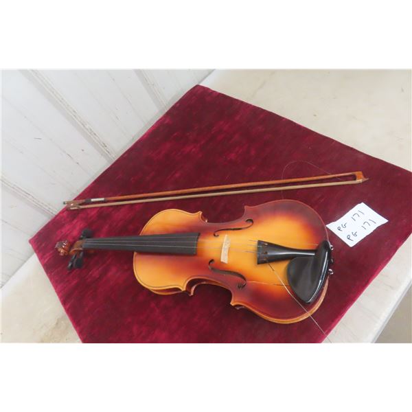 Corelli Violin with Bow 