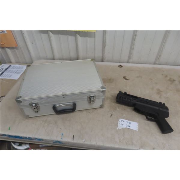 Stinger R-36 Air Soft Gun with Case, No Magazine