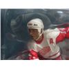 Image 3 : Brendan Shanahan vs. Rob Blake Versus Limited Edition McFarlane Figure Set