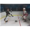 Image 2 : Wayne Gretzky and Brett Hull One-on-One Starting Line Up Figure Set