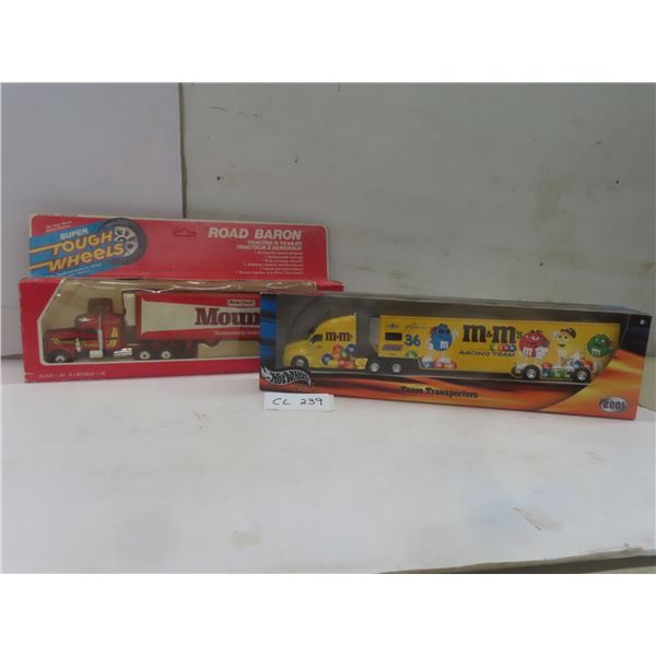 Mounds and M&M Die-Cast Tractor Trailers, 1/50th Scale – New in Box