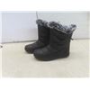 Image 1 : New Time and Tru Women's Boots, Size 9