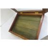 Image 5 : 1 Oak Shadow Box, 22" × 18"