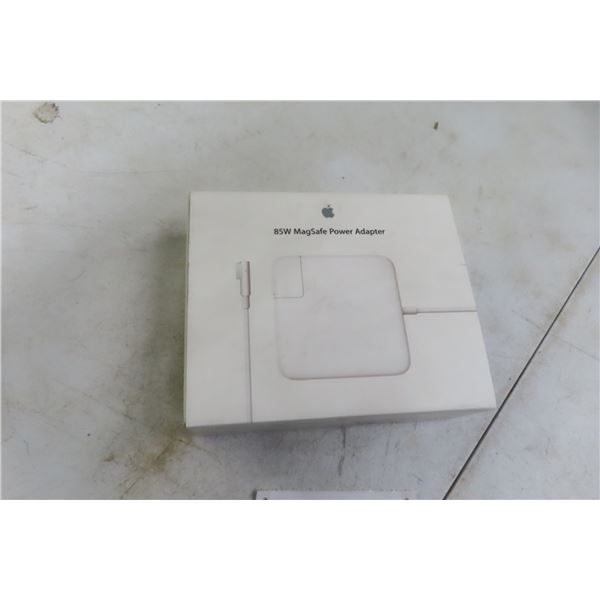 85W Apple MagSafe Adapter