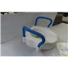 Image 2 : Aqua Sense 3-in-1 Raised Toilet Seat